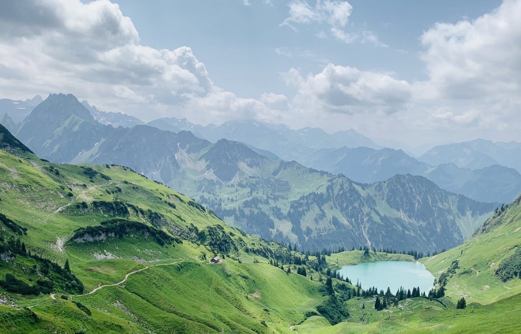 Skiën, snowboarden en mountainbike in de Alpen