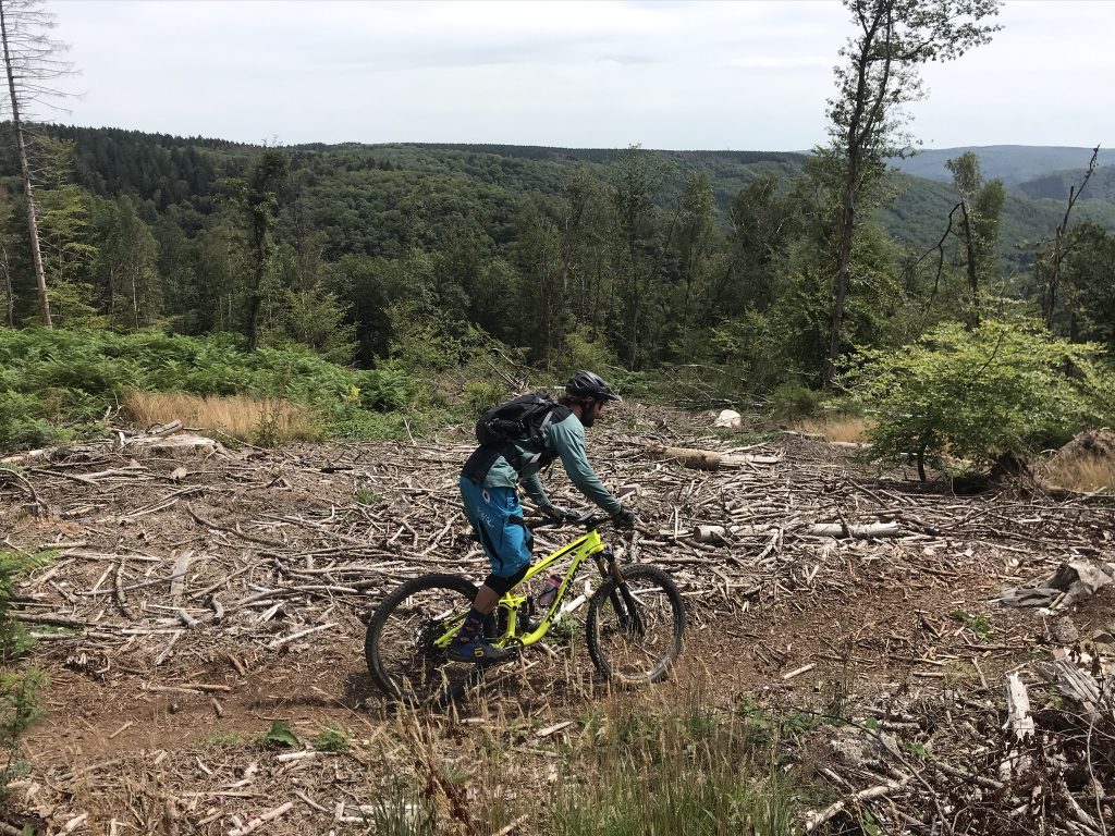 Mountainbike training Montherme Belgie