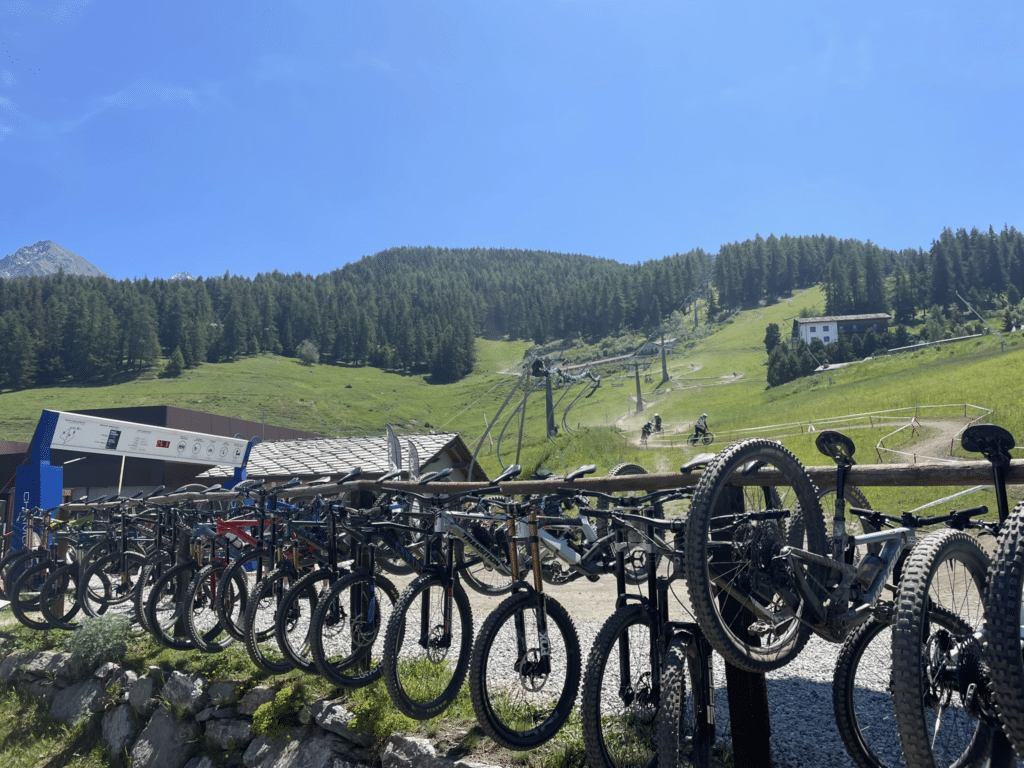 Mountainbike reis Aosta Italie